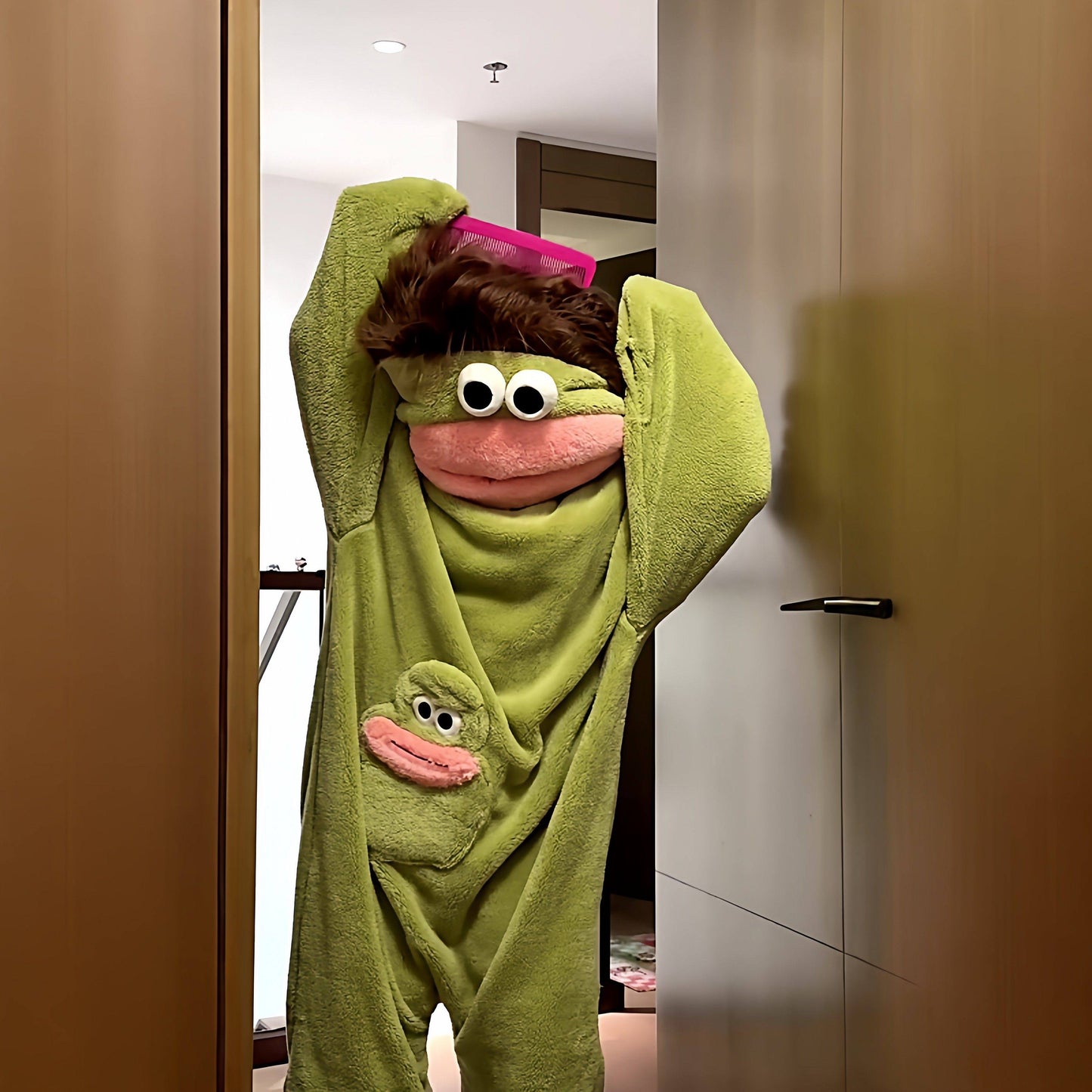 Long-Hair Clownfish Hooded Onesie Pajamas (With Comb)